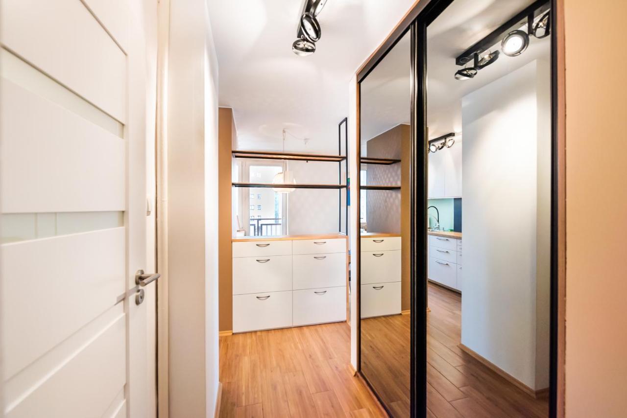 Ochota Artistic Space Apartment Varşovia Exterior foto