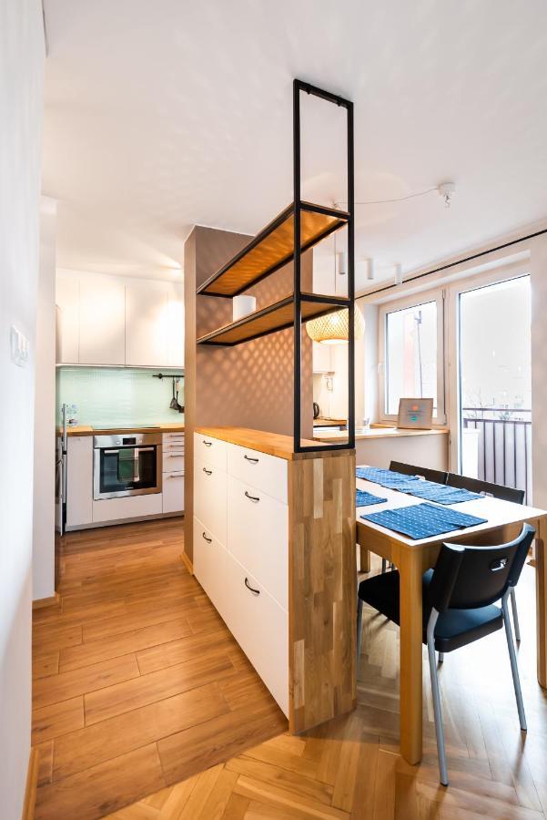 Ochota Artistic Space Apartment Varşovia Exterior foto